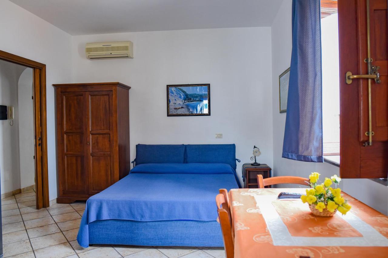 Residence Marina Corta Липари Экстерьер фото