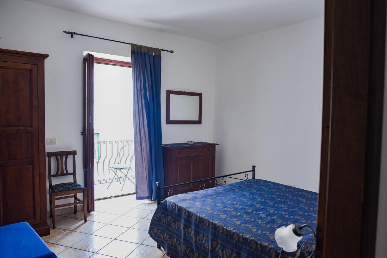 Residence Marina Corta Липари Экстерьер фото